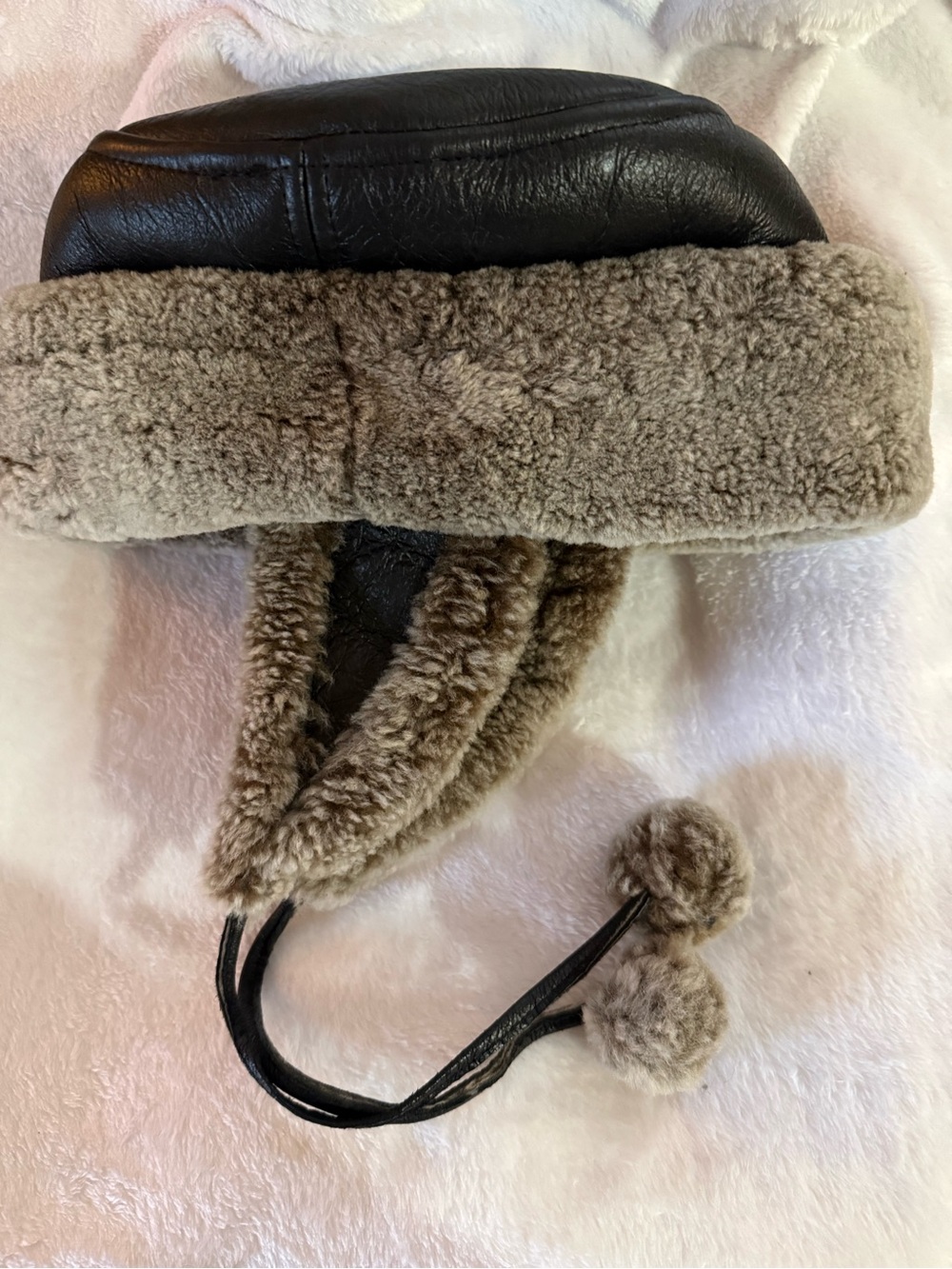 Men's leather & Shearling Trapper Hat in Black and Brown